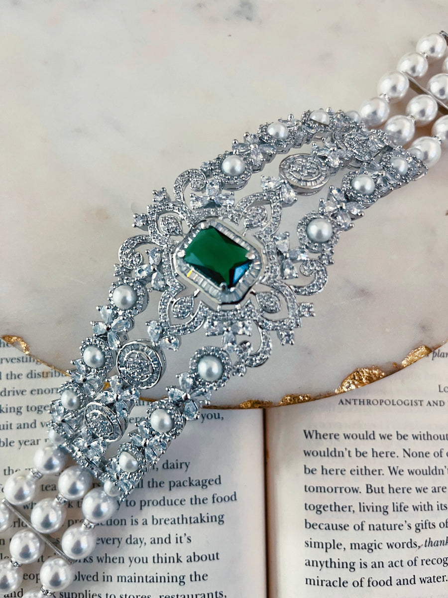 Aubrey Emerald Set (Earrings & Necklace)
