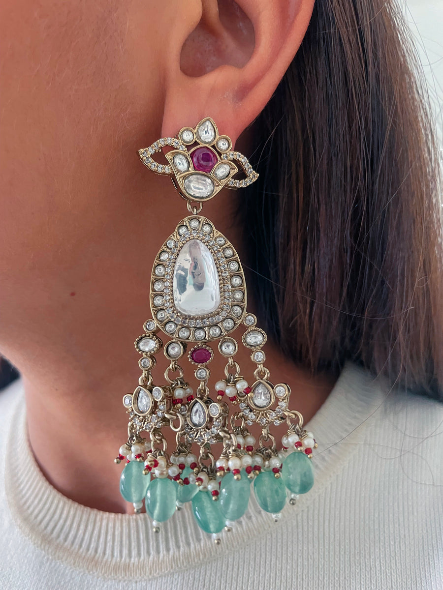 Padmashree Mani Emerald Moissanite Kundan Polki Choker Necklace Set ( Necklace & Earrings )