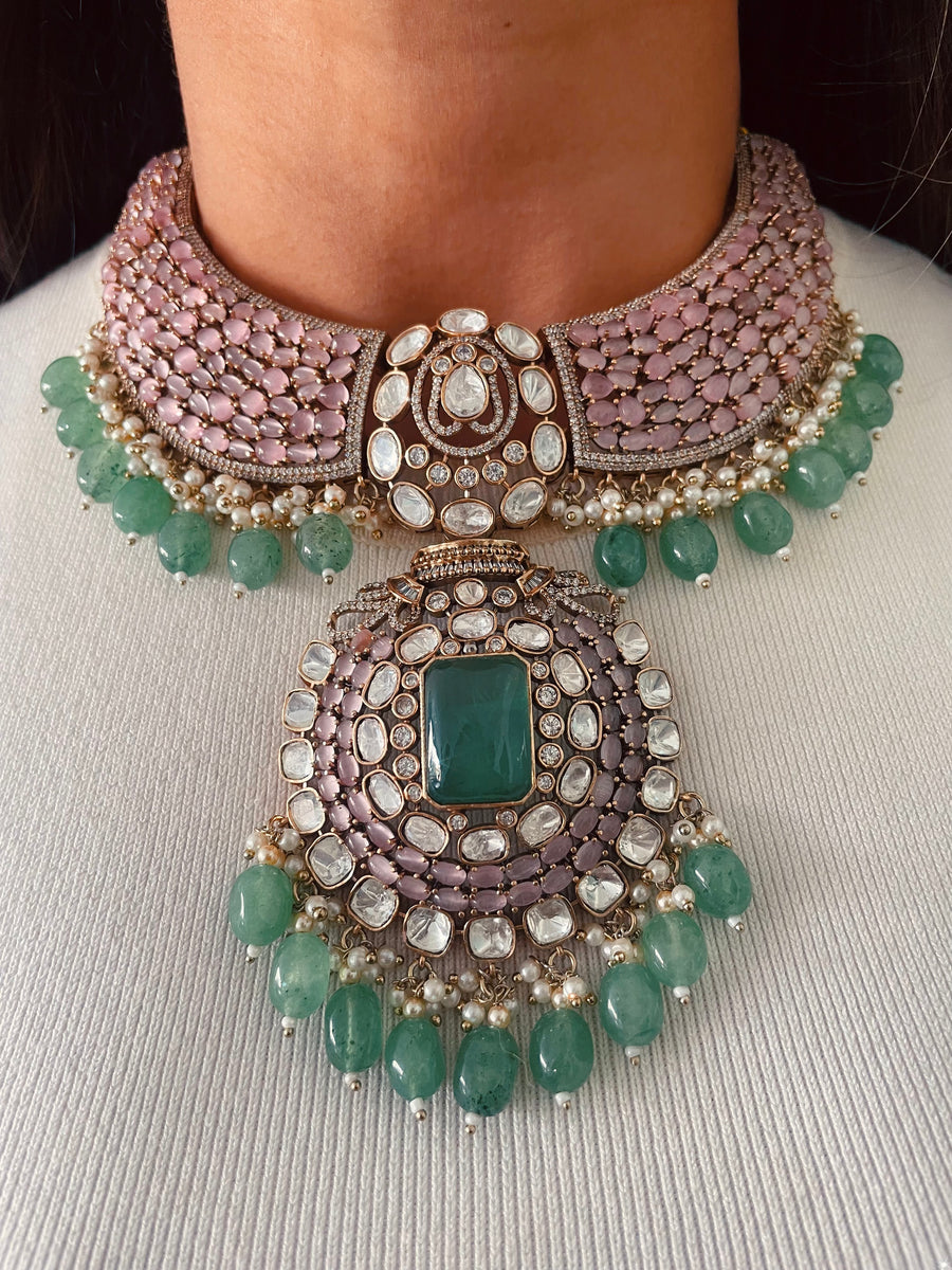 Roshni Emerald Statement Moissanite Kundan Polki Choker Necklace Set ( Necklace & Earrings )
