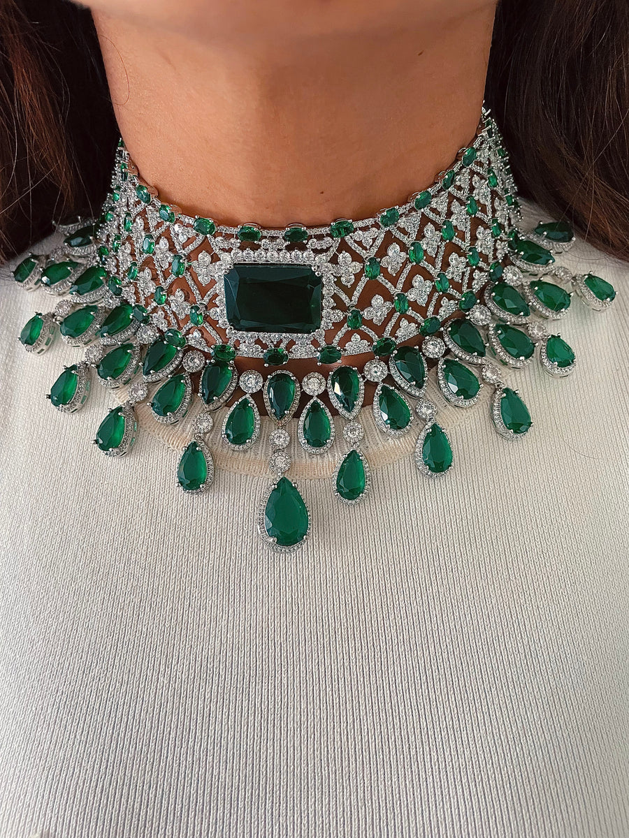 Maharani Emerald Appliqué Dimonte Choker & Sirsa Emerald Diamond Infinity Necklace Set (2 Necklace & 2 Earrings)