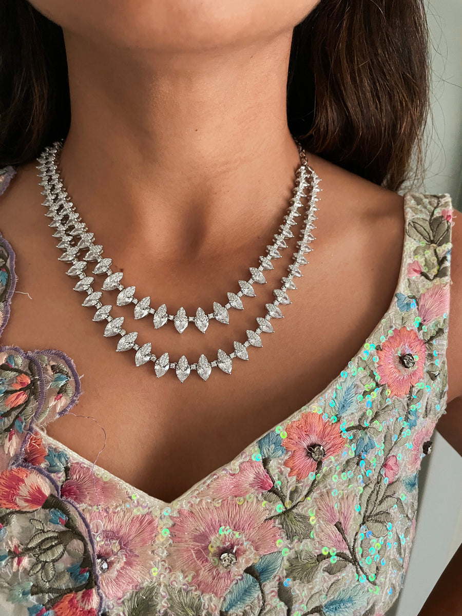 Luisa Set (oorbellen en ketting)