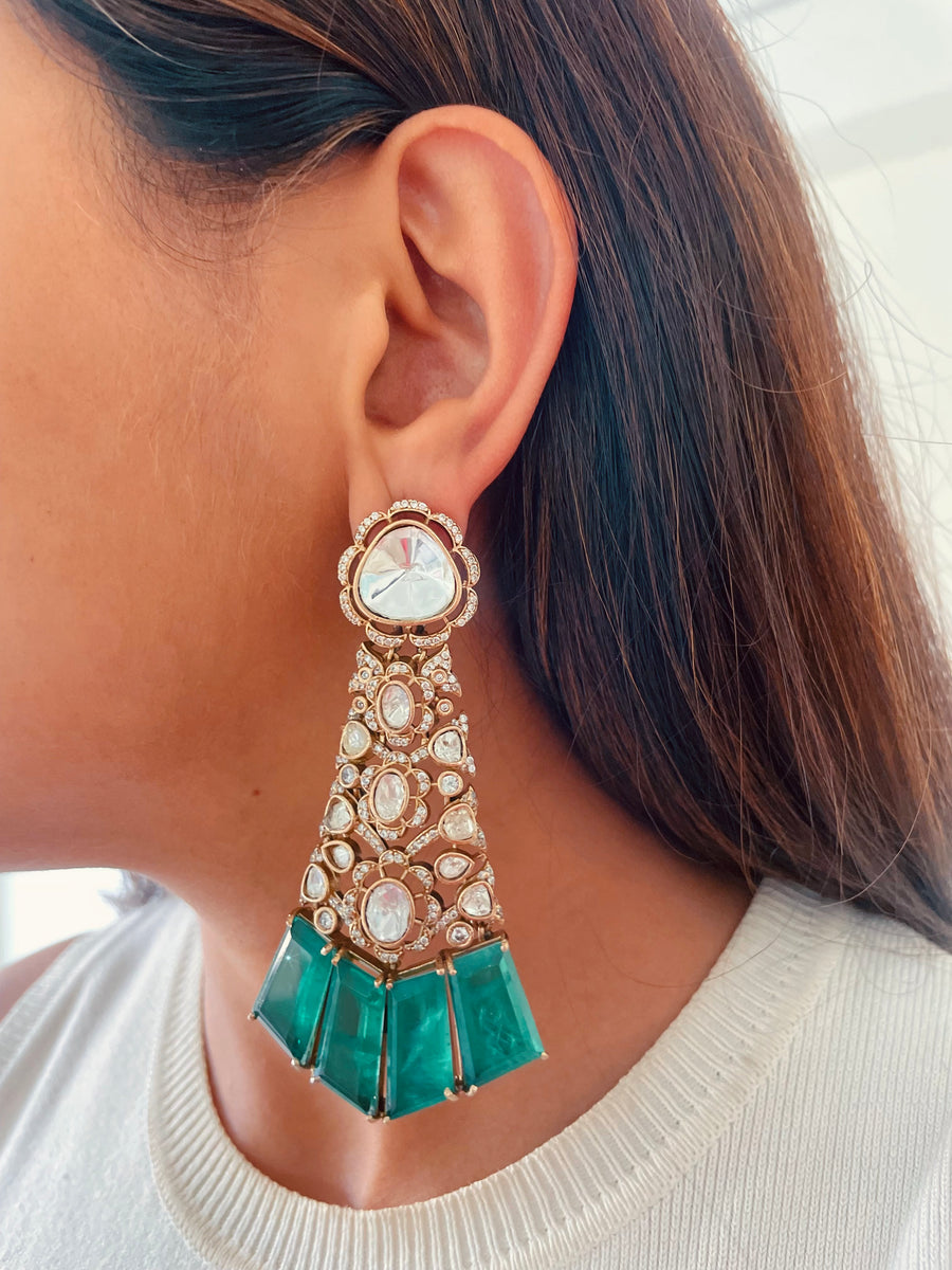 Emerald Zar-e-Sheeshraani Royal Dynasty Moissanite Polki Kundan Necklace Set (Necklace & Earrings)