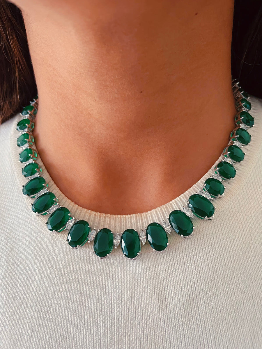Single Line Emerald with Marquis Setting Necklace Set