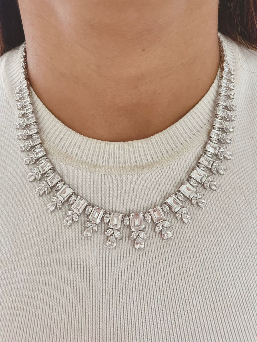 Daffodil Diamond Set (oorbellen en ketting)