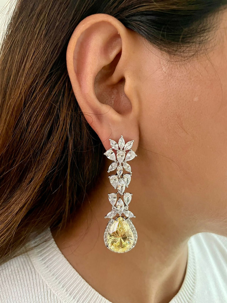 طقم نويل زمرد (اقراط وقلادة)