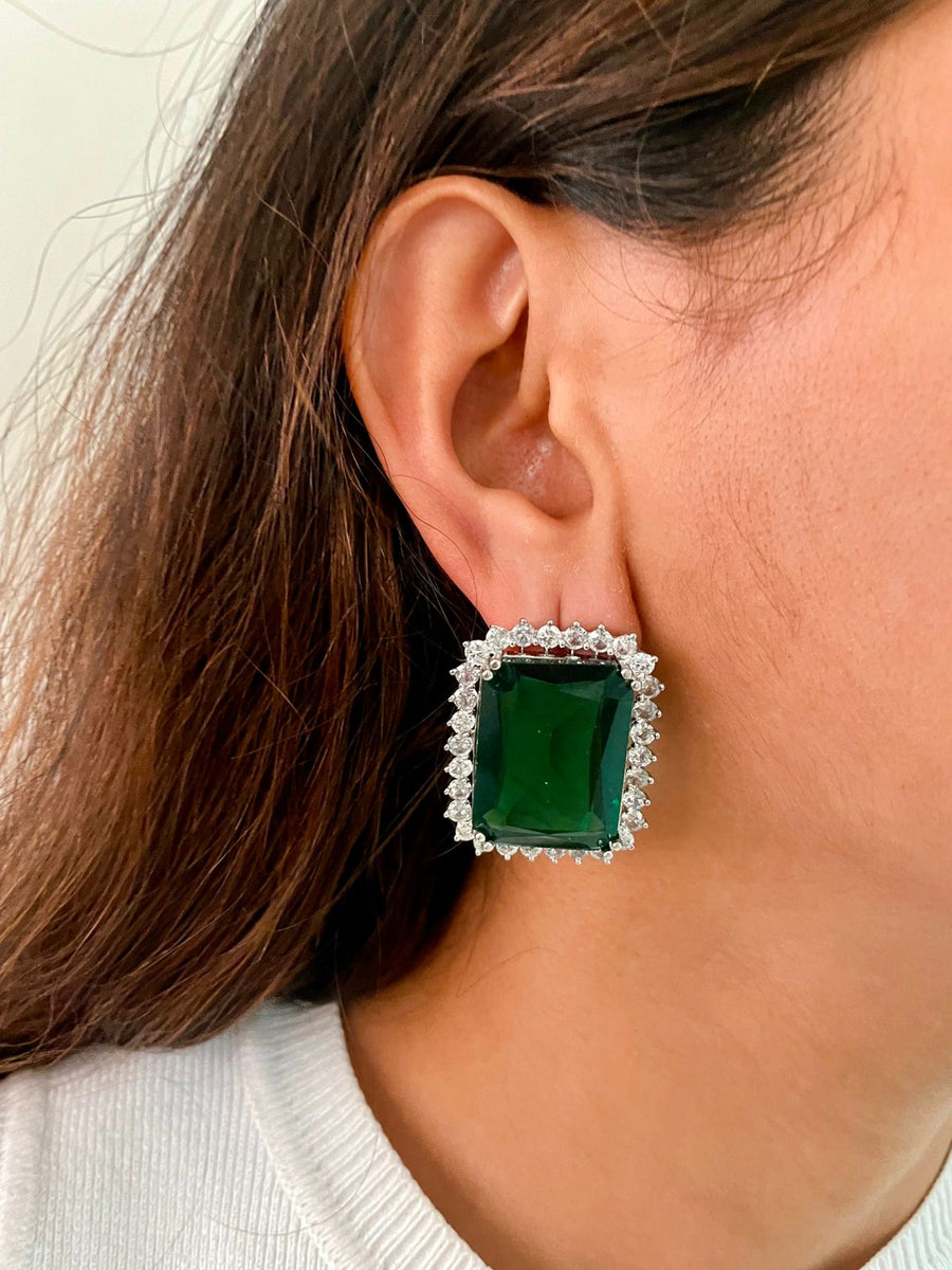 Maharani Emerald Appliqué Dimonte Choker & Sirsa Emerald Diamond Infinity Necklace Set (2 Necklace & 2 Earrings)