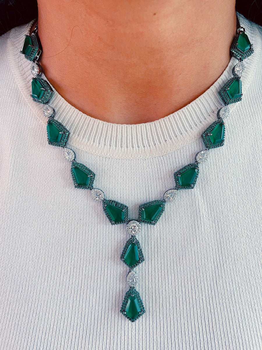 Emerald Stone Diamond Necklace