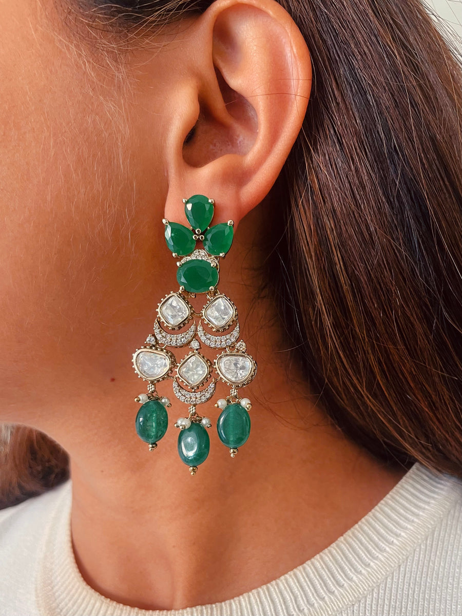 The Jungle Queen Emerald Moissanite Kundan Polki Waterfall Emerald Gala Band Choker Necklace Set ( Necklace & Earrings )