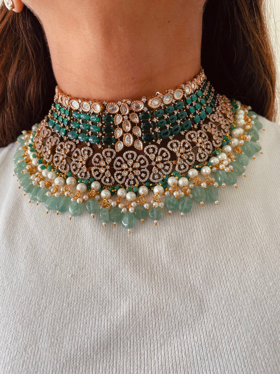 Jahanara Emerald With Royal Kundan & Moissanite Polki Kundan Necklace Set (Necklace & Earrings)