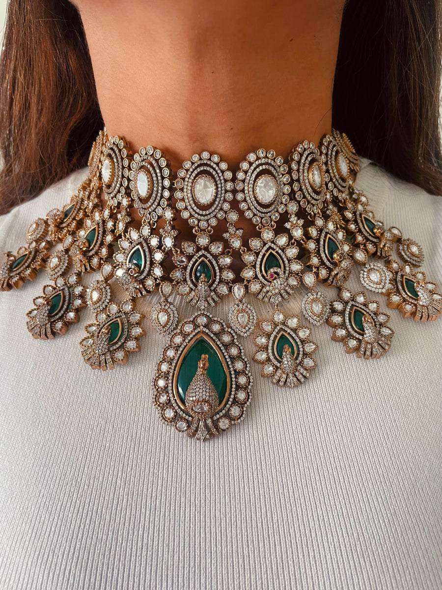 Panna Mayurika Sheeshmahal Rajdarbar Imperial Heirloom Moissanite Polki Kundan Choker Necklace Set (Necklace & Earrings)