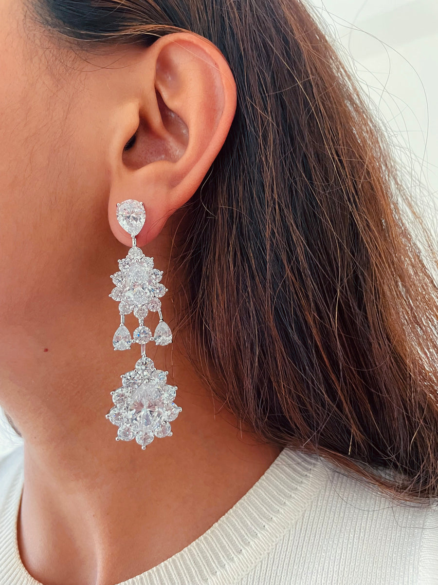 White Diamond Drops Necklace Set – Necklace & Earrings