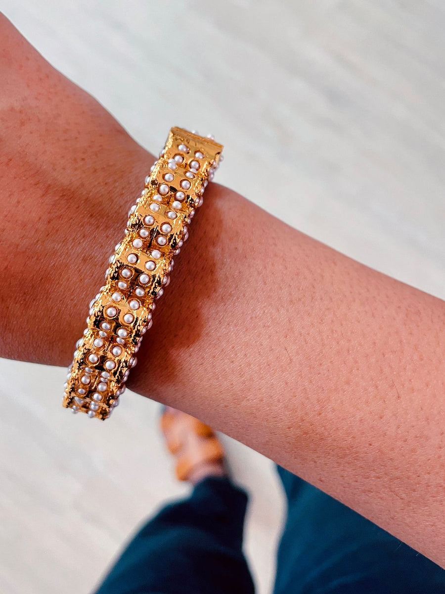 Golden Pearly Detail Bangle