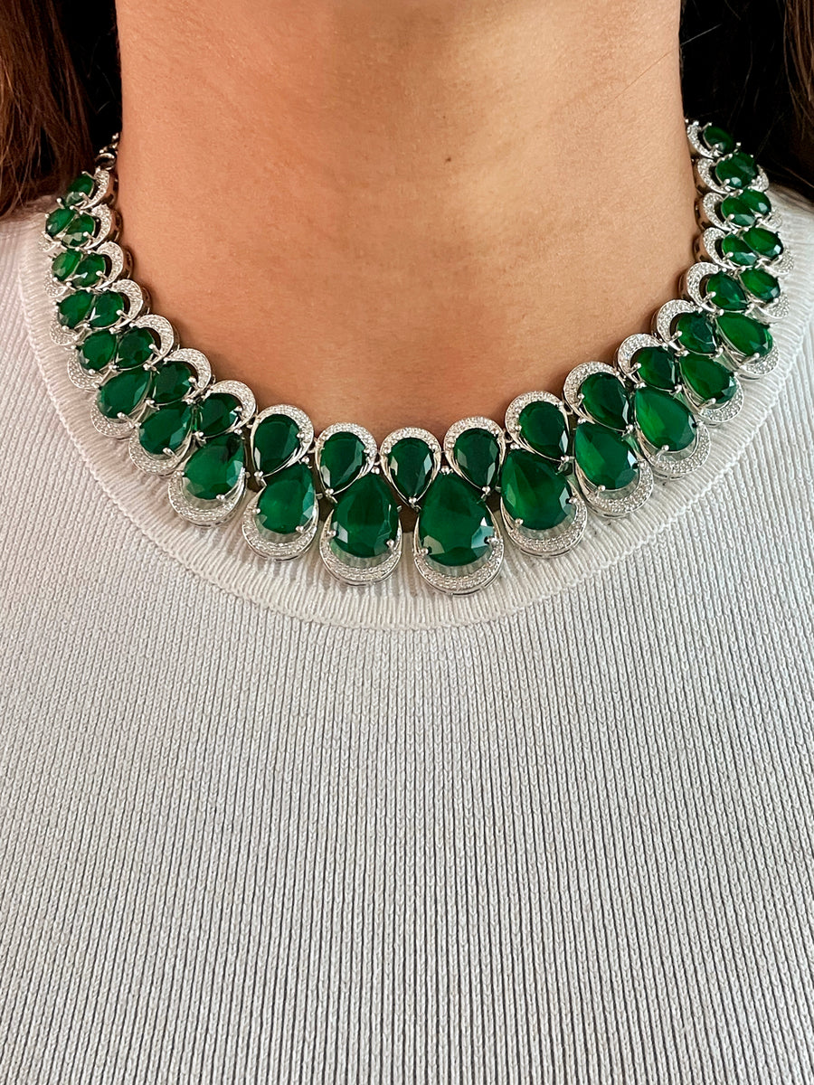 Double Layered Drop Emerald Diamond Setting Statement Choker Set (Earrings & Necklace)