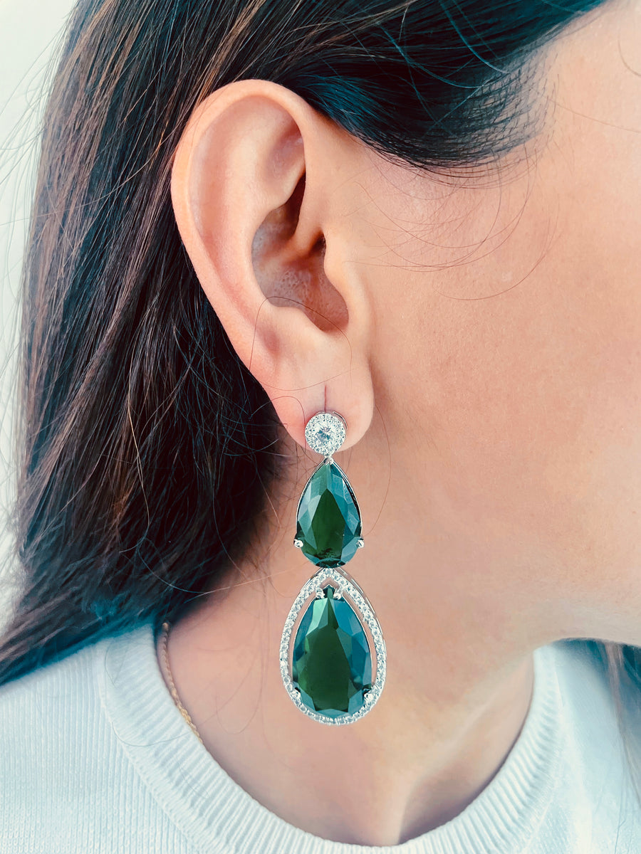 2 Layer Emerald & Diamond Setting Pendant Set (Earrings & Necklace)