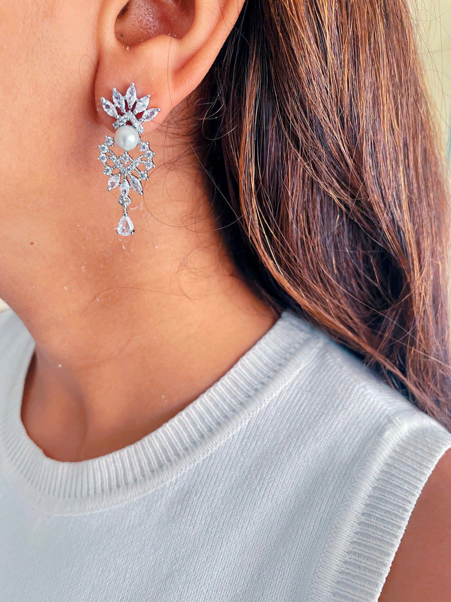 Riara Pearl Diamond Set (Earrings & Necklace)