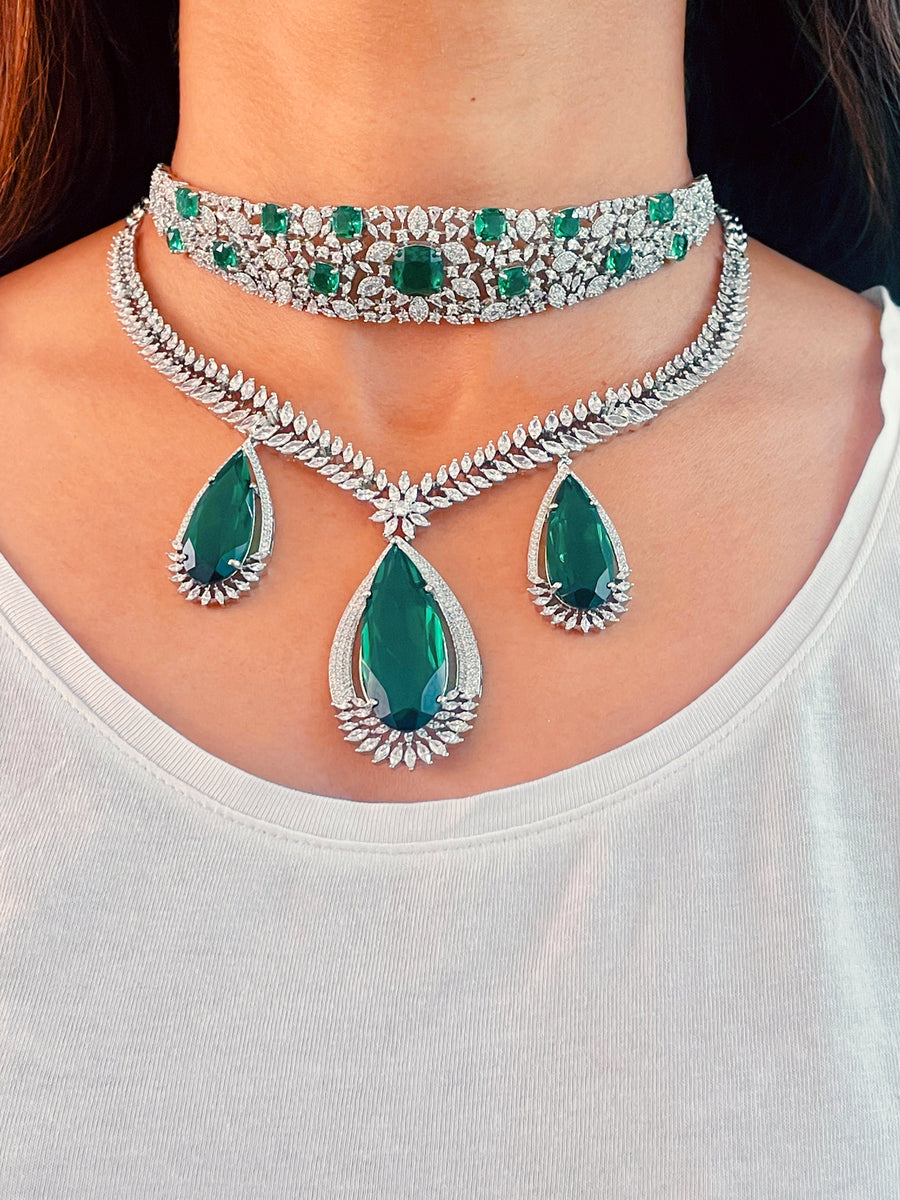 Maharani Zamarrud Adyant Emerald Set (Earrings & Necklace)