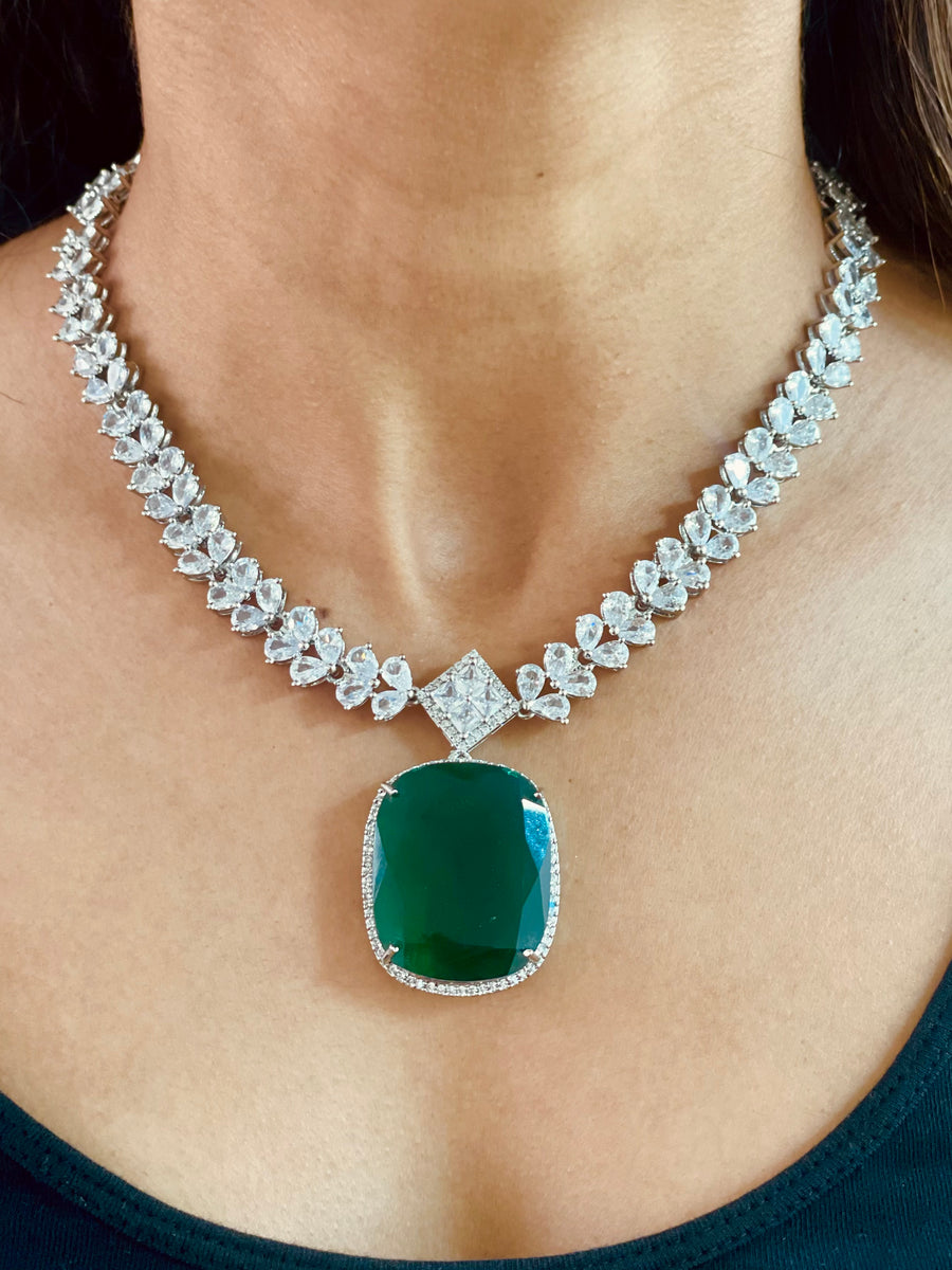 Emerald diamond set Clearance