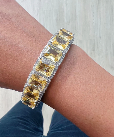 Ensemble de daffodil Citrine (boucles d'oreilles et collier)