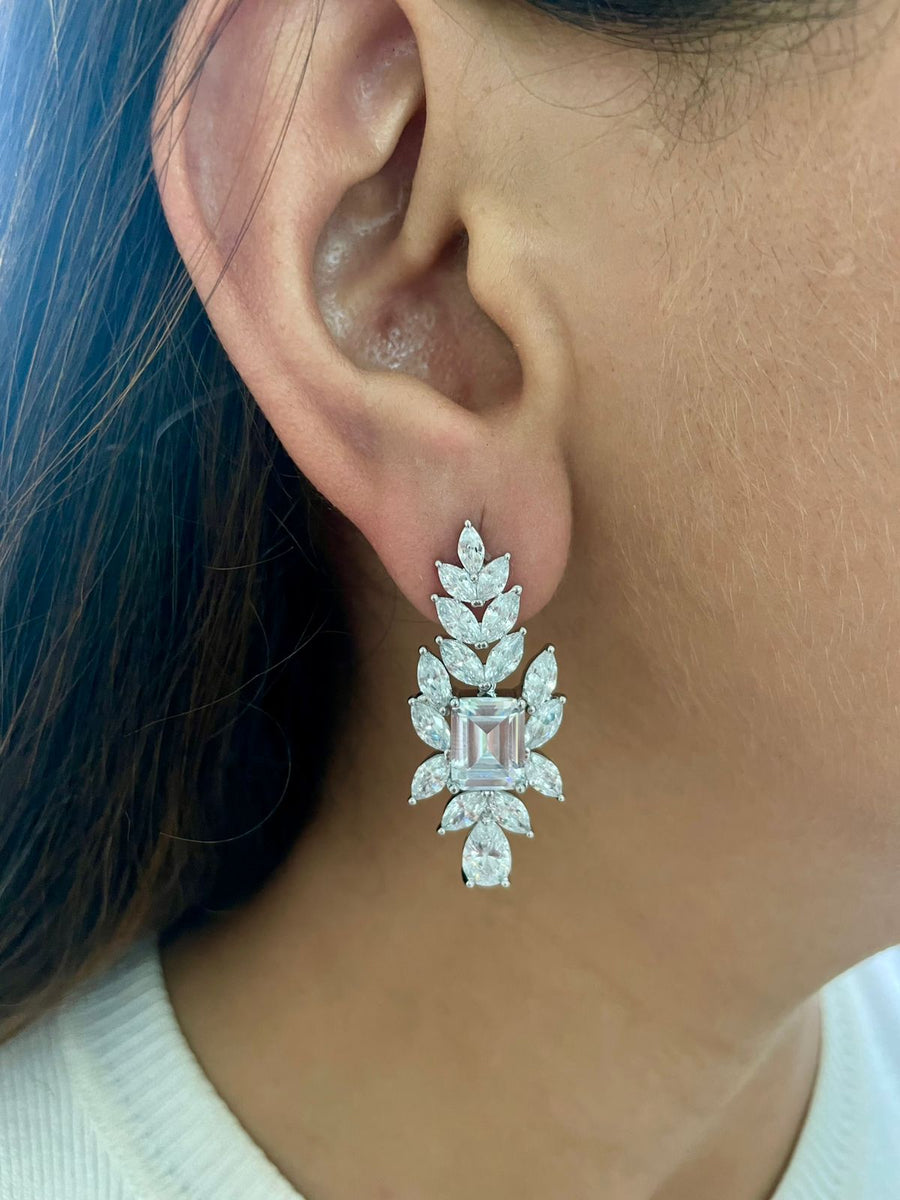 Daffodil Diamond Set (oorbellen en ketting)