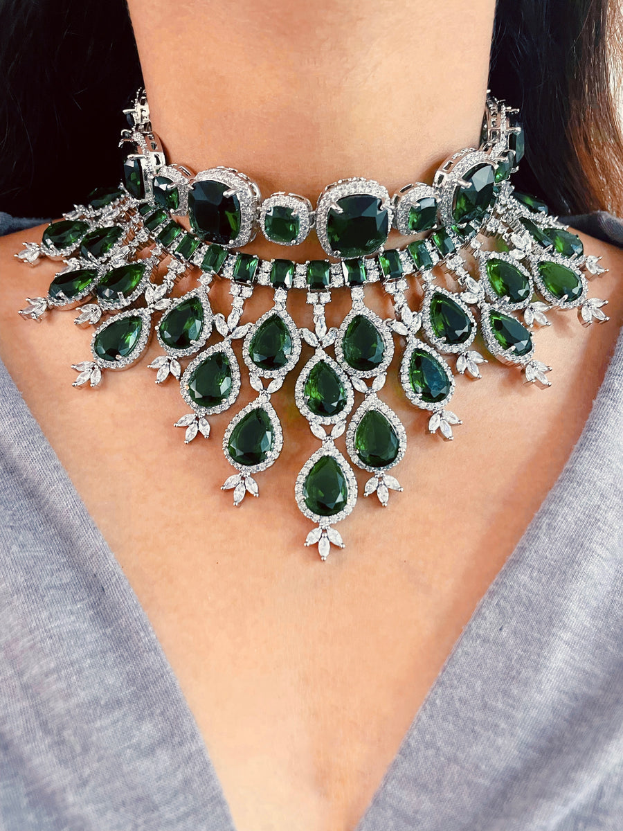 Maharani Ayla Sage Emerald Set