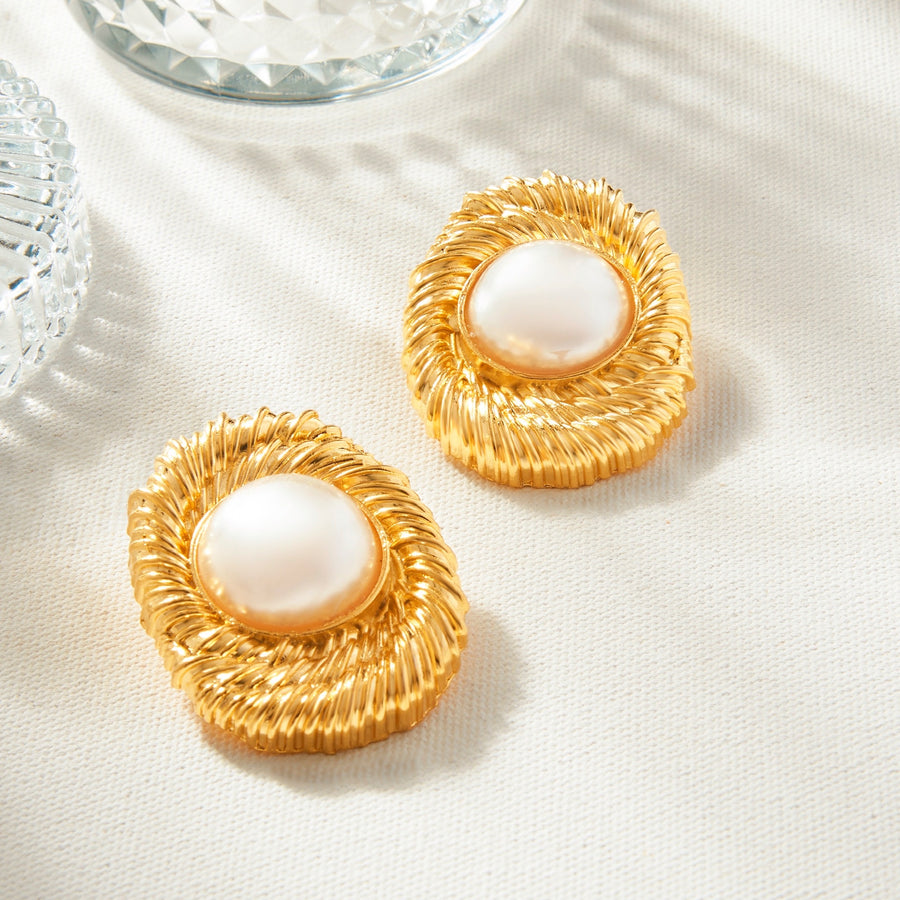 Pearly Baroque Gold Earrings