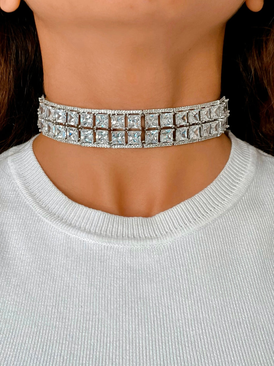 Diamond Plenty Set (Earrings & Necklace)