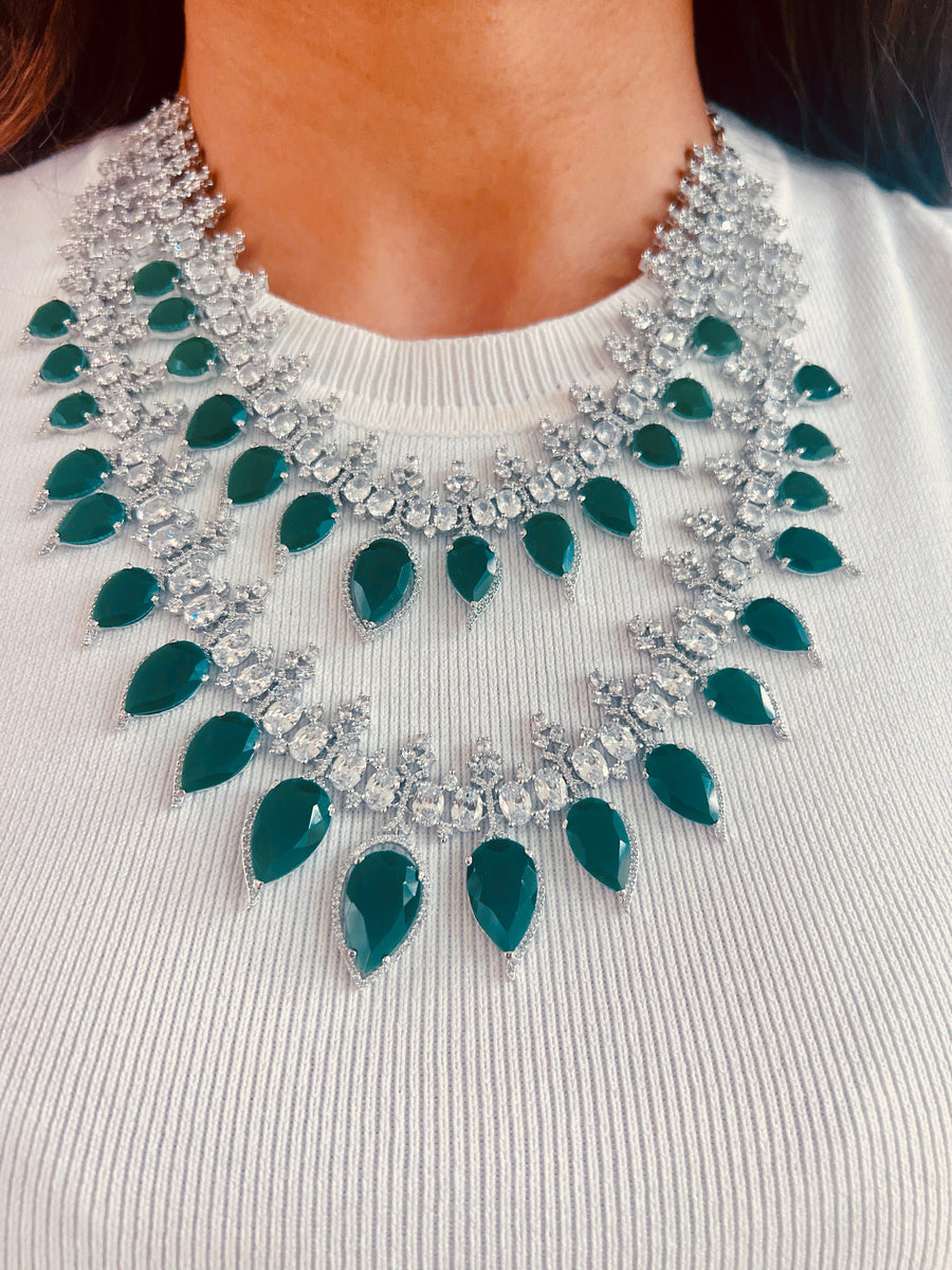 Gloria Emerald Set (Earrings & Necklace)