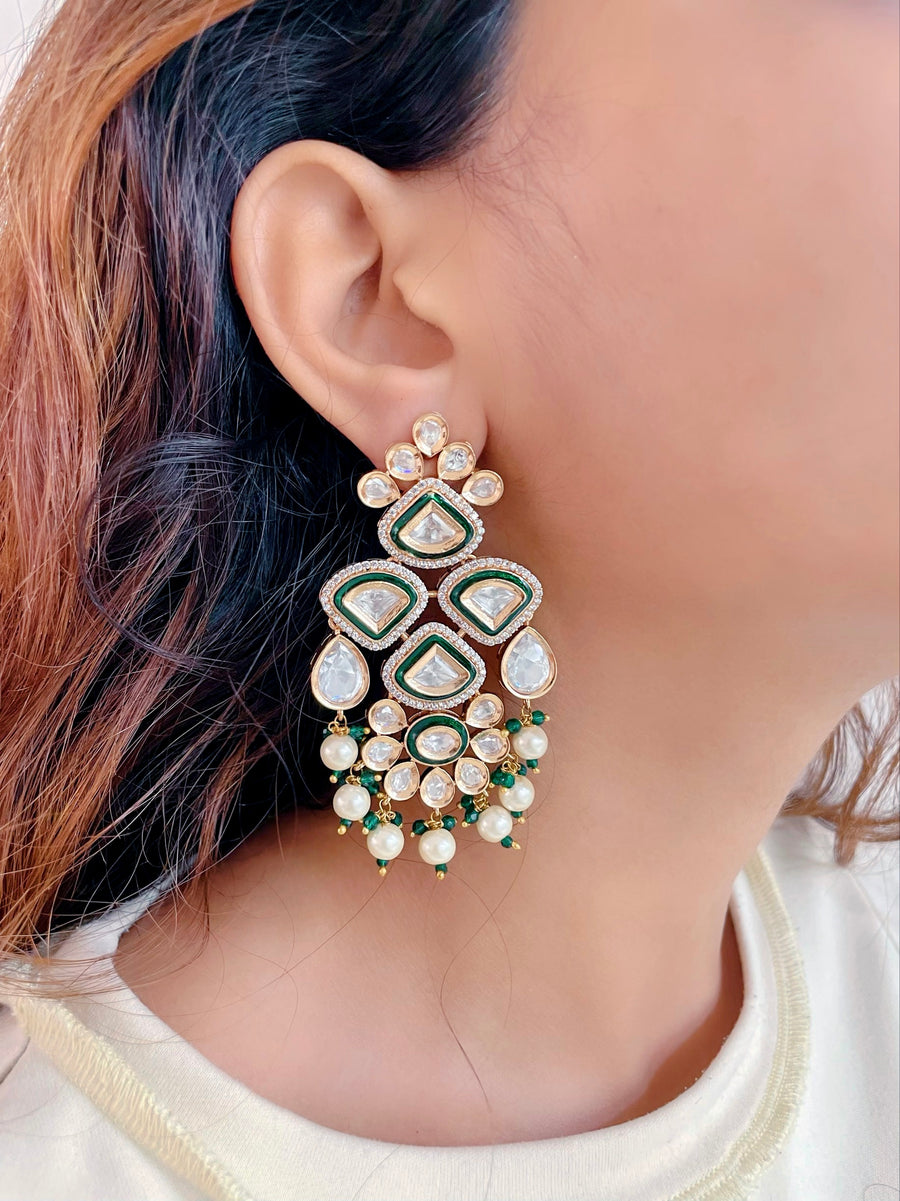Raahi Set (Earrings & Necklace)